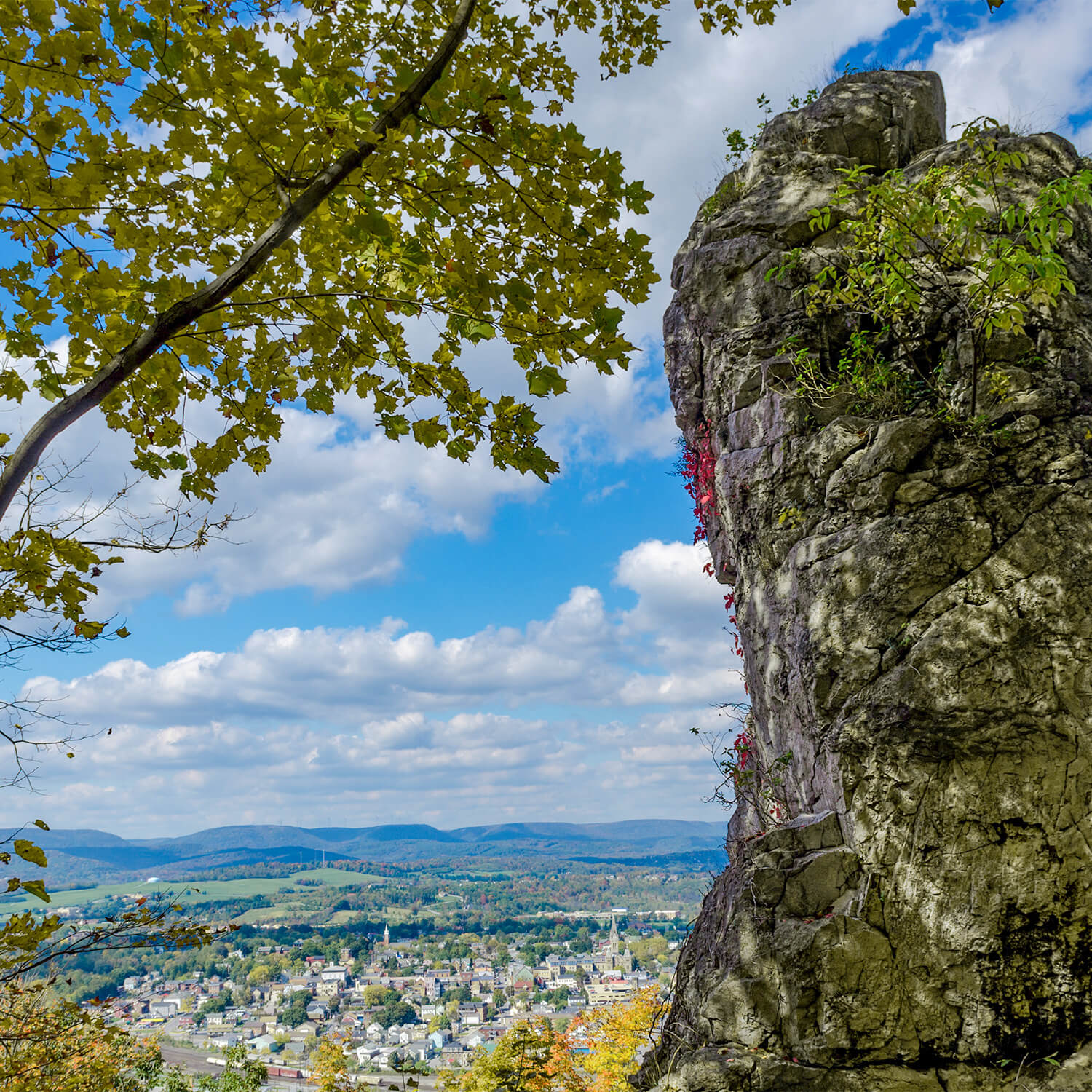 Scenic overlook from Chimney Rocks Park